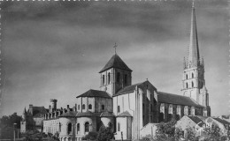 Delcampe - Carte Postale 86. Saint Savin Sur Gartempe  Très Beau Plan - Saint Savin