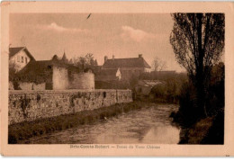 Delcampe - BRIE-COMTE-ROBERT: Fossés Du Vieux Château - Très Bon état - Brie Comte Robert