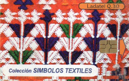 Delcampe - GUATEMALA - CHIP CARD - SIMBOLOS TEXTILES - TZ'UNUN O PAJARO Y PLANTA DE TABACO - Guatemala