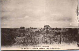 Delcampe - 17 LES MATHES - La Grande Plage De Bain De Mer - Les Mathes