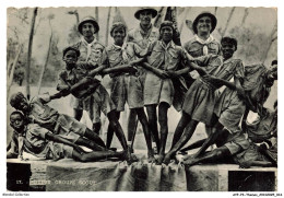 Delcampe - AYPP3-0176-SCOUTISME - Bamako - Un Joyeux Groupe Scout - A Merry Party Of Boys-scouts - Scouting