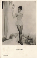 Delcampe - SPECTACLE - Actrice - Milly Vitale - Corset De Style - Petit Miroir - Paramount - Carte Postale Ancienne - Schauspieler