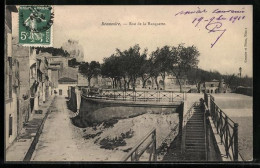 Delcampe - CPA Beaucaire, Rue De La Banquette - Beaucaire
