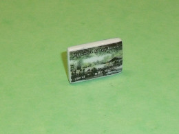 Delcampe - Fèves / Fève / Autres / Divers : Plus Belle La Vie , La Buvette     T120 - Autres & Non Classés