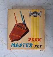 Delcampe - DESK MASTER SET UNIVERSAL 1965 CON 3 STILOFORI REGALO PRIMA COMUNIONE - Schreibgerät