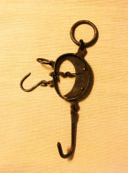 Delcampe - ANTIGUA BALANZA ROMANA DE MEDIA LUNA - Herramientas Antiguas