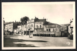 Delcampe - CPA Dieulefit, Place Chateauras - Dieulefit
