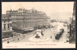 Delcampe - CPA Valence, Vue Générale De La Place De La République Avec Fontaine Et Tramway - Valence