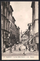 Delcampe - CPA Valence, La Rue Madier-Montjon - Valence