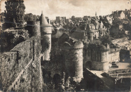 Delcampe - 35 FOUGERES LE CHATEAU PORTE NOTRE DAME ET LA  HAUTE - Fougeres