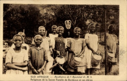 Delcampe - CPA Südafrika, Gruppenfoto Von Mädchen, Nonne, Eimer - Südafrika