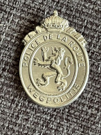 Delcampe - Pucelle Breloque UPC WPR Gendarmerie Belge - Policia