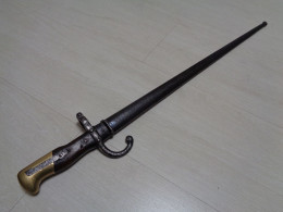 Delcampe - Baïonnette Fusil GRAS Mle. 1880 Avec Son Fourreau - Armas Blancas