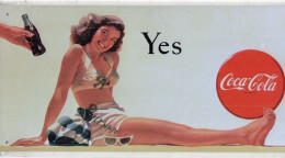 Delcampe - * Belle Réédition- Plaque En Tôle Lithographiée Avec Rebord : Publicité éditée Par Coca-Cola - Targhe In Lamiera (a Partire Dal 1961)