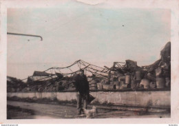 Delcampe - DEPOT DE CARBURANTS DE VITRY SUR SEINE LE 07 MAI 1941  PHOTO ORIGINALE 9 X 6 CM - 1939-45