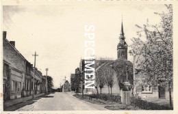 Delcampe - Doomkerke - De Dorpstraat En De Kerk - Ruiselede