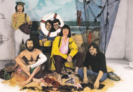 Delcampe - KARTEN BOST 1983 - Album TRI YANN AN HEOL A ZO GLAZ - Música Y Músicos