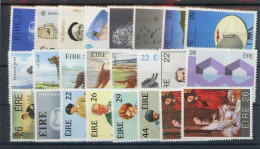 Delcampe - Irland Jahrgang 1983 504-527, Block 4 Postfrisch #JJ691 - Granjas