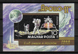 Delcampe - Hungary 1969 Space Y.T. BF 79 ** - Blocks & Kleinbögen