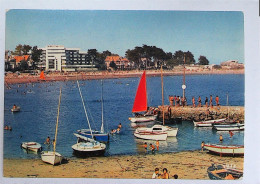 Delcampe - ► (56)    LARMOR PLAGE Nouveaux Immeubles  (Cachet Flamme Lorient 1974 Marianne De Cheffer 0,3) - Larmor-Plage