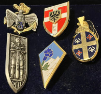 Delcampe - Broches 065- Lot De 05 Broches. Insignes Militaires.armée. Arthus Bertrand. - Militair & Leger