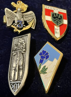 Delcampe - Broches 066- Lot De 05 Broches. Insignes Militaires.armée. Arthus Bertrand. - Militair & Leger