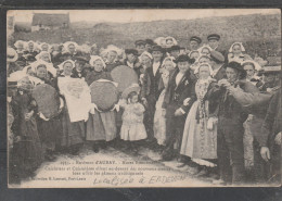 Delcampe - 56 - ERDEVEN - Noces Bretonnes - Cuisiniers Et Cuisinières Allant Au Devant Des Nouveaux Mariés Leur Offrir Les Gâteaux. - Erdeven