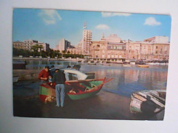 Delcampe - PESCA PESCATORI BARI LUNGOMARE RIPARAZIONI RETI DA PESCA - Fischerei