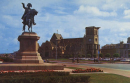 Delcampe - 50129 02 05 #5+14 - CHERBOURG - STATUE DE NAPOLEON ET L'EGLISE DE LA TRINITE - Cherbourg