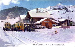 Delcampe - SUISSE ROUGEMONT LA GARE MONTREUX-OBERLAND TRES ANIMATION REIMPRESSION DE CARTE ANCIENNE COLLECTION E.B. 1970 - Mon