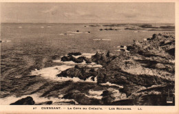 Delcampe - (RECTO / VERSO) OUESSANT - N° 27 - LA COTE DU CREAC'H - LES ROCHERS - CPA - Ouessant