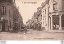 Delcampe - 62 - BETHUNE _S23104_ La Rue D'Arras - Renaissance - Banque Verley - Bethune