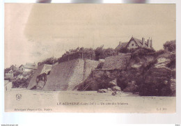 Delcampe - 44 - LA BERNERIE - UN COIN DES FALAISES - ANIMÉE - - La Bernerie-en-Retz