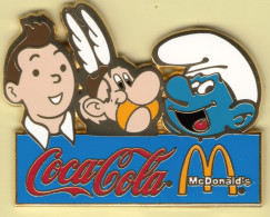 Delcampe - Gros Pin's BD Comic Strip TINTIN ASTERIX SCHTROUMPFS - Comics