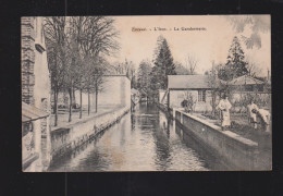 Delcampe - 27 - Evreux - L'Iton - La Gendarmerie - Animée - Non Circulée - Evreux