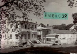 Delcampe - TAVERNY   ( VAL D ' OISE )  LOT DE 4 CARTES DE LA CLINIQUE DE TAVERNY - Taverny