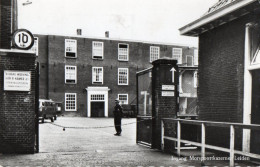 Delcampe - INGANG MORSPOORTKAZERNE LEIDEN - F.P. - Leiden