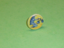 Delcampe - Fèves / Fève / Autres / Divers / Horoscope : Balance , Pendentif  T86 - Autres & Non Classés