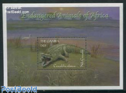 Delcampe - Gambia 2000 Nile Crocodile S/s, Mint NH, Nature - Animals (others & Mixed) - Crocodiles - Reptiles - Gambie (1965-...)