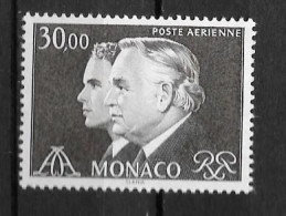 Delcampe - PA - 1984 - 104 **MNH - Princes Rainier III Et Albert II - Aéreo