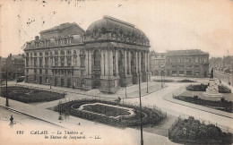 Delcampe - 62 CALAIS LE THEATRE ET LA STATUE DE JACQUARD - Calais