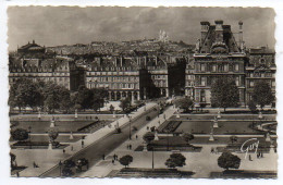 Delcampe - CPA  75       PARIS  LA BUTTE MONTMARTRE VUE DU PALAIS DU LOUVRE - Mehransichten, Panoramakarten