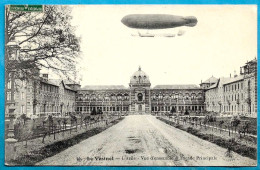 Delcampe - CPA 78 LE VESINET - L'Asile - Vue D'ensemble Et Façade Principale (un Dirigeable Passe...) - Le Vésinet