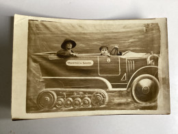 Delcampe - Carte  Photo Montage Surréalisme Traversée Du Sahara Voiture à Chenille - PKW
