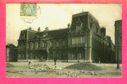 Delcampe - CPA. 62. CALAIS.  LA  CHAMBRE  DE  COMMERCE - Calais