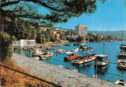 Delcampe - B108589 Croatia Opatija Boats Port Bateaux Promenade Real Photo Uk - Welt