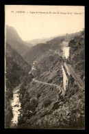 Delcampe - 63 - THIERS - TRAIN SUR LA LIGNE DE CHEMIN DE FER DANS LES GORGES DE LA DUROLLE - Thiers