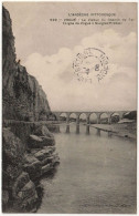 Delcampe - L'ARDÈCHE PITTORESQUE. VOGUÉ - Le Viaduc Du Chemin De Fer. Jahr 1906 - Aubenas