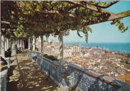 Delcampe - Lisboa - Miradouro St. Luzia E Vista Parcial Del Alfama - Formato Grande Viaggiata – FE486 - Lisboa