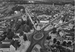 Delcampe - Caen * La Place De La Demi Lune Et Vue D'ensemble Aérienne - Caen
